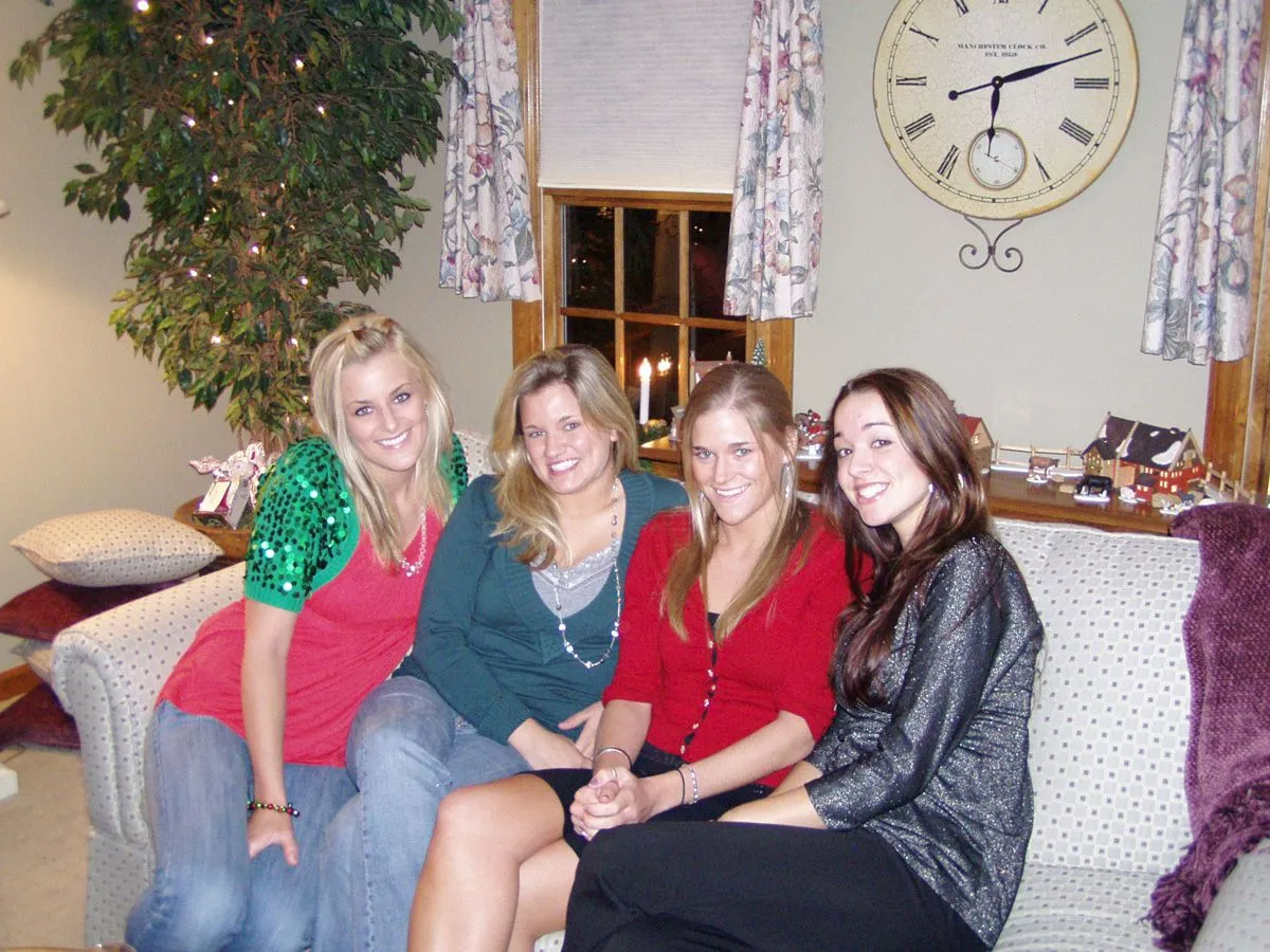 christmas 06 girls.webp