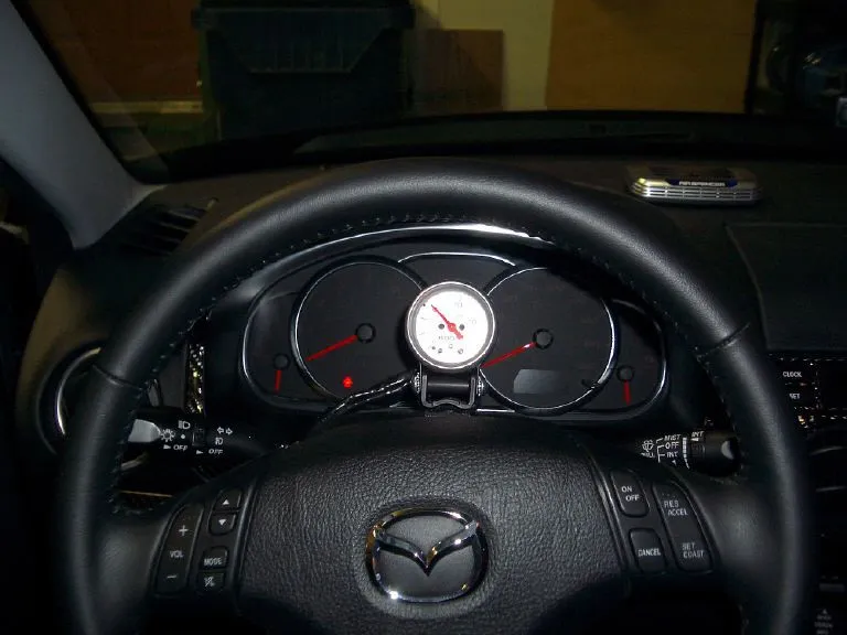 chuls stearing wheel 002.jpg