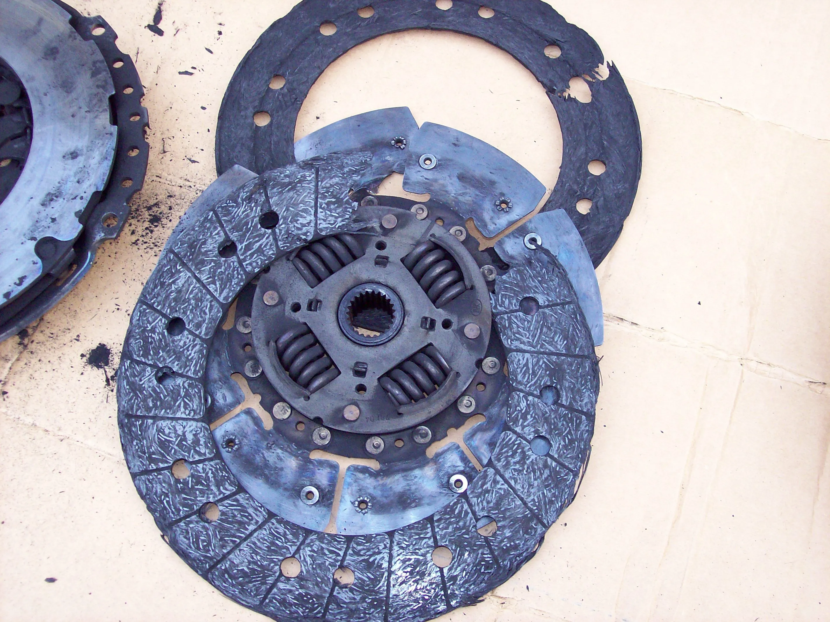Clutch100_0219.JPG