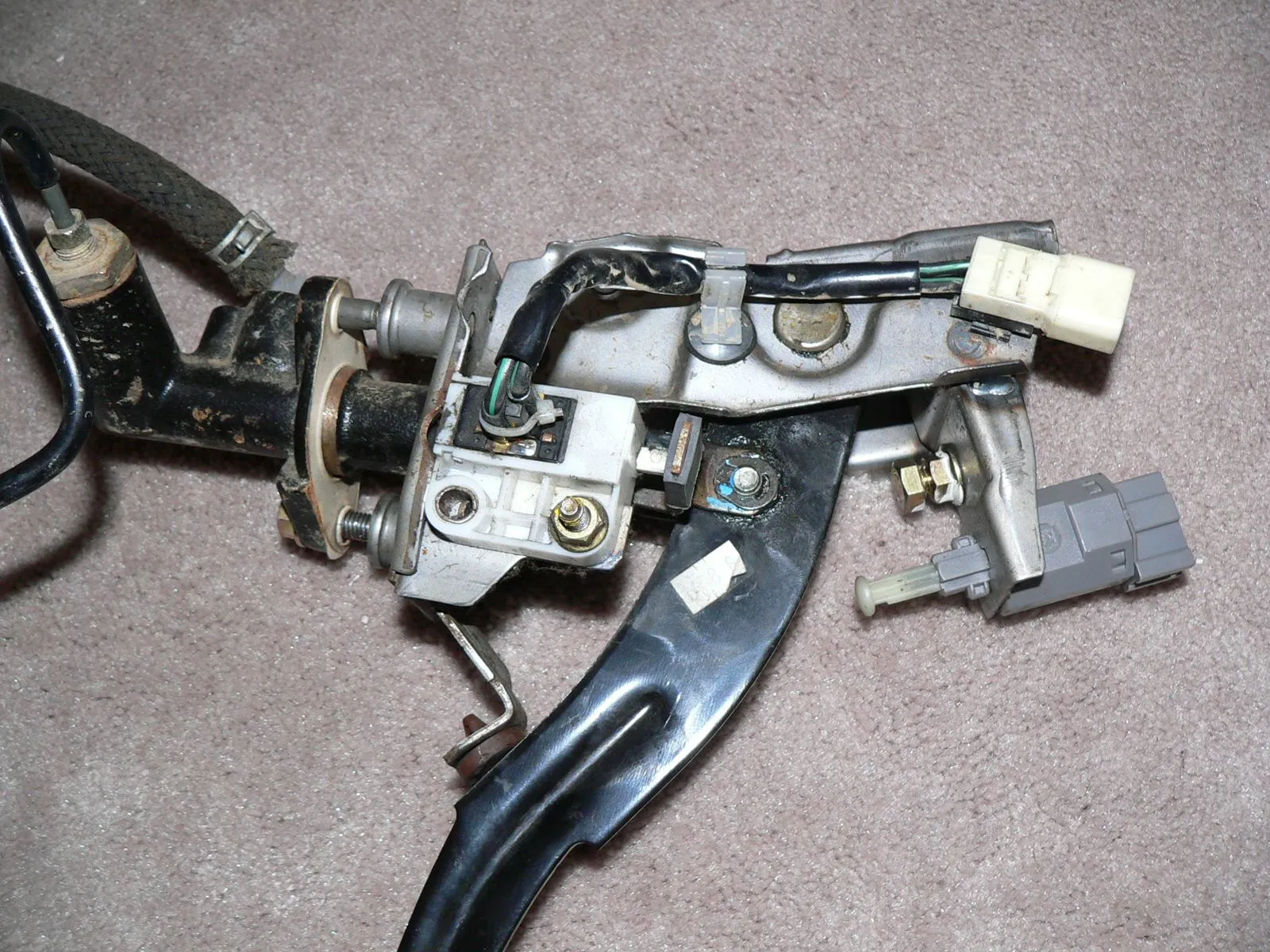 clutch_peda_3.jpg