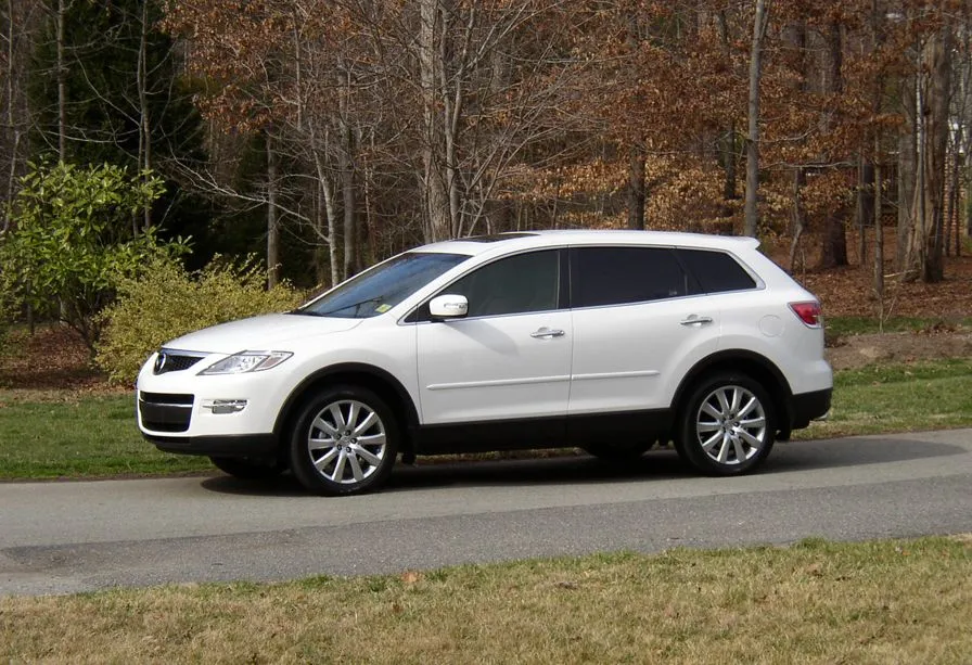CX-9 Molding at 9inches.jpg