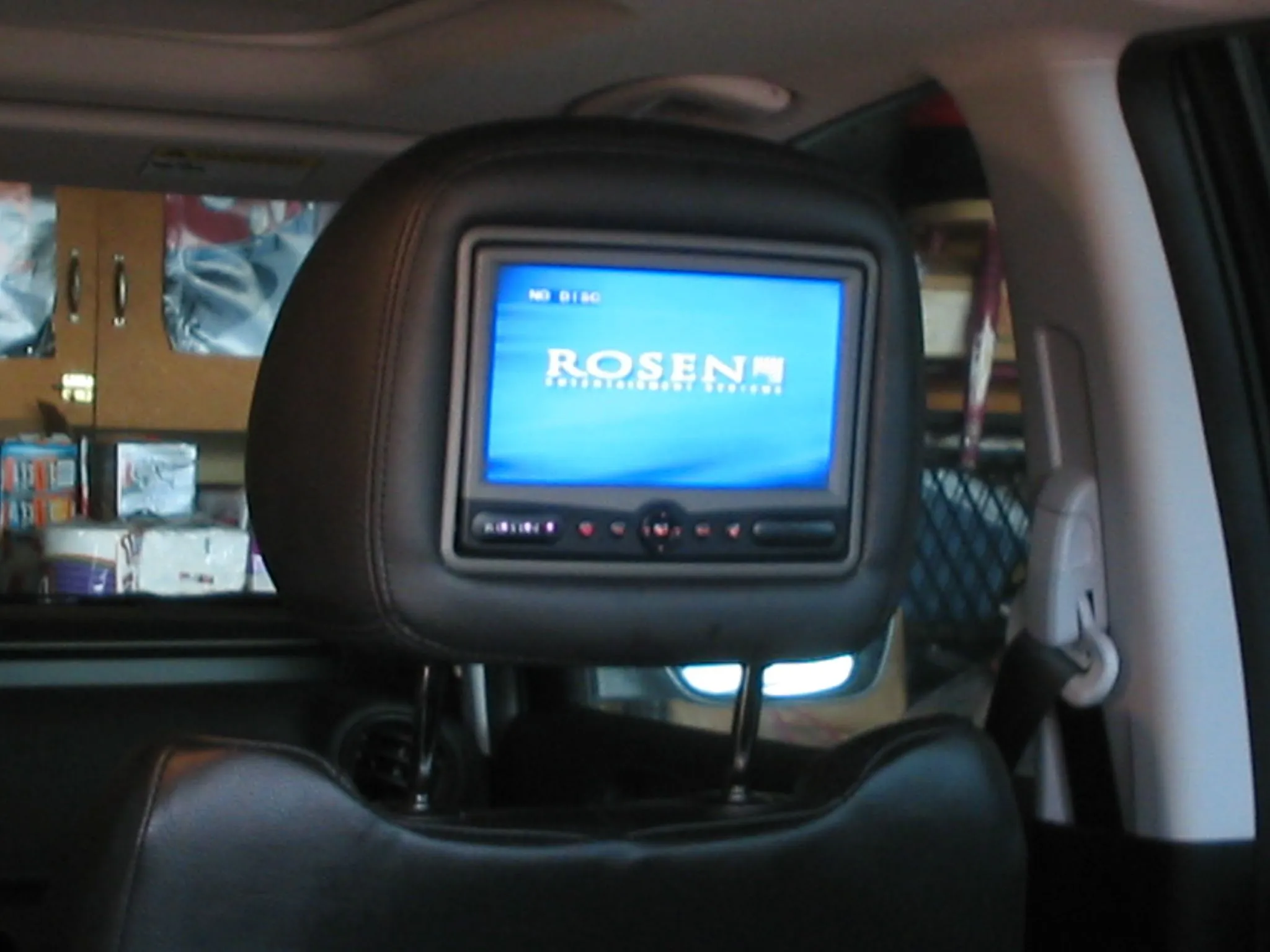 CX7 DVD Headrests 003.jpg