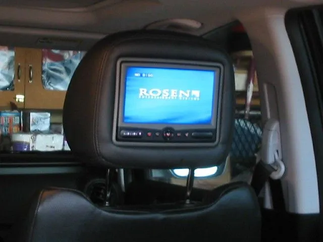 CX7 DVD Headrests3.jpg