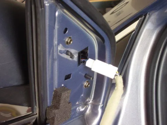 CX9 Mirror Connector Removed.JPG