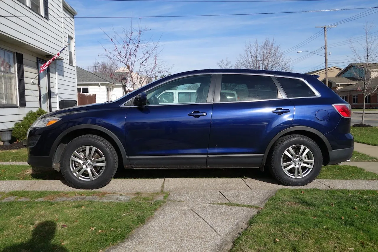 cx9-snow-tires-side1.JPG