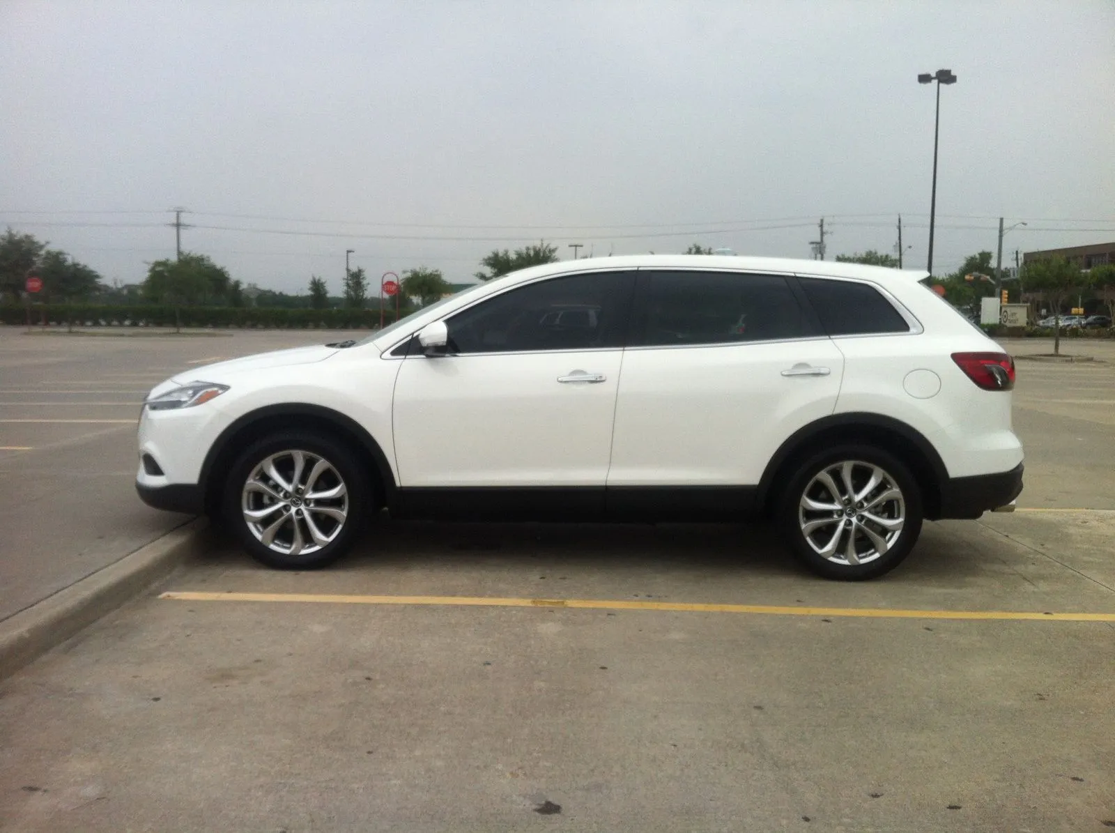 CX9white.jpg