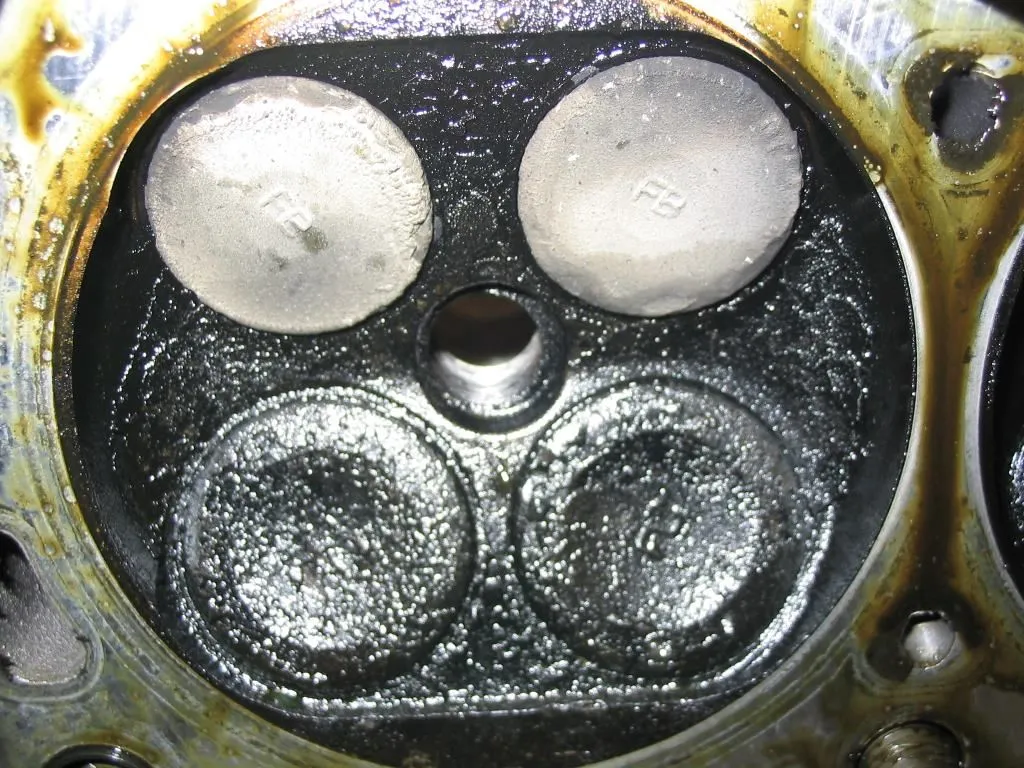 cyl1 valves.jpg