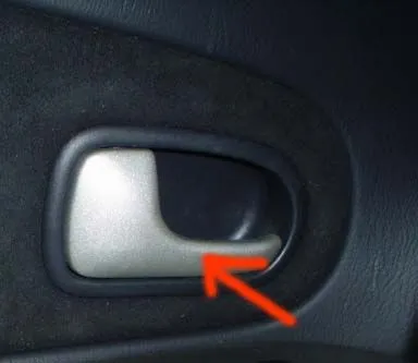 Door Handle.jpg