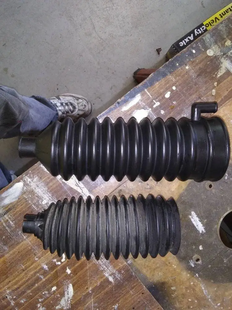 eBay Order Steering Rack Boots Received Compared to Original- Boot Diameter and Length Too Big .jpg