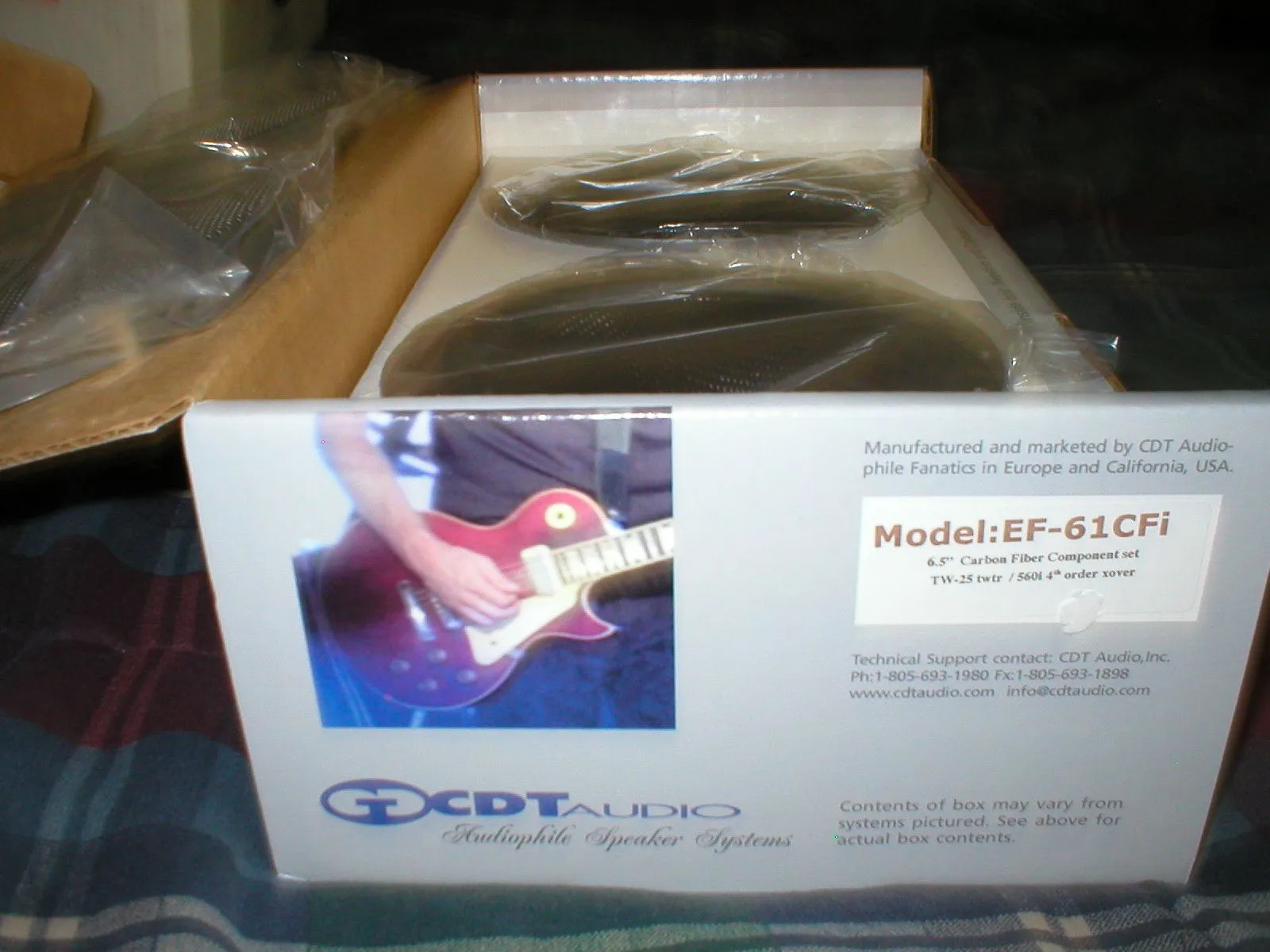 EF-61CFi25 side.webp