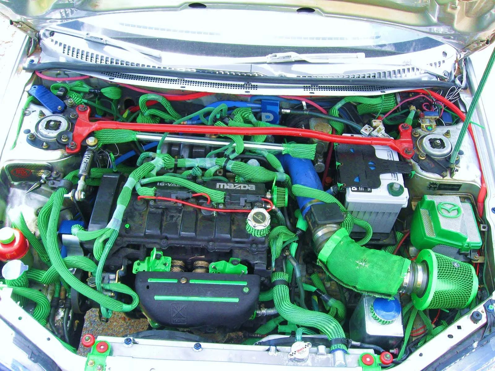 Engine Bay_3 Green&Black.webp