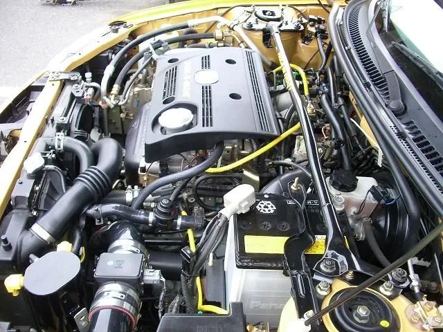 engine_bay6.JPG