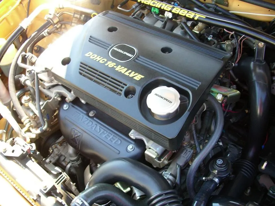 engine_bay8.JPG
