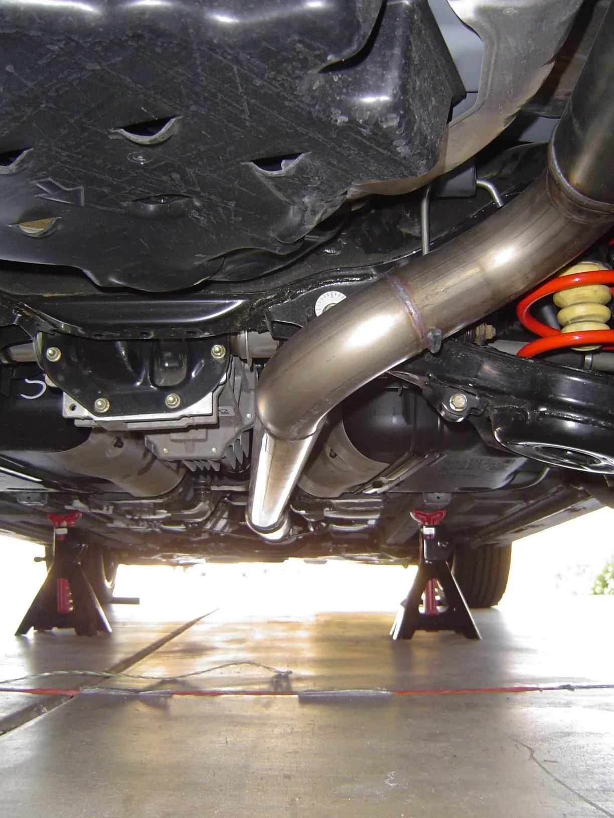 Exhaust.jpg