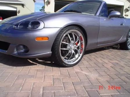 Front Tire 1.jpg