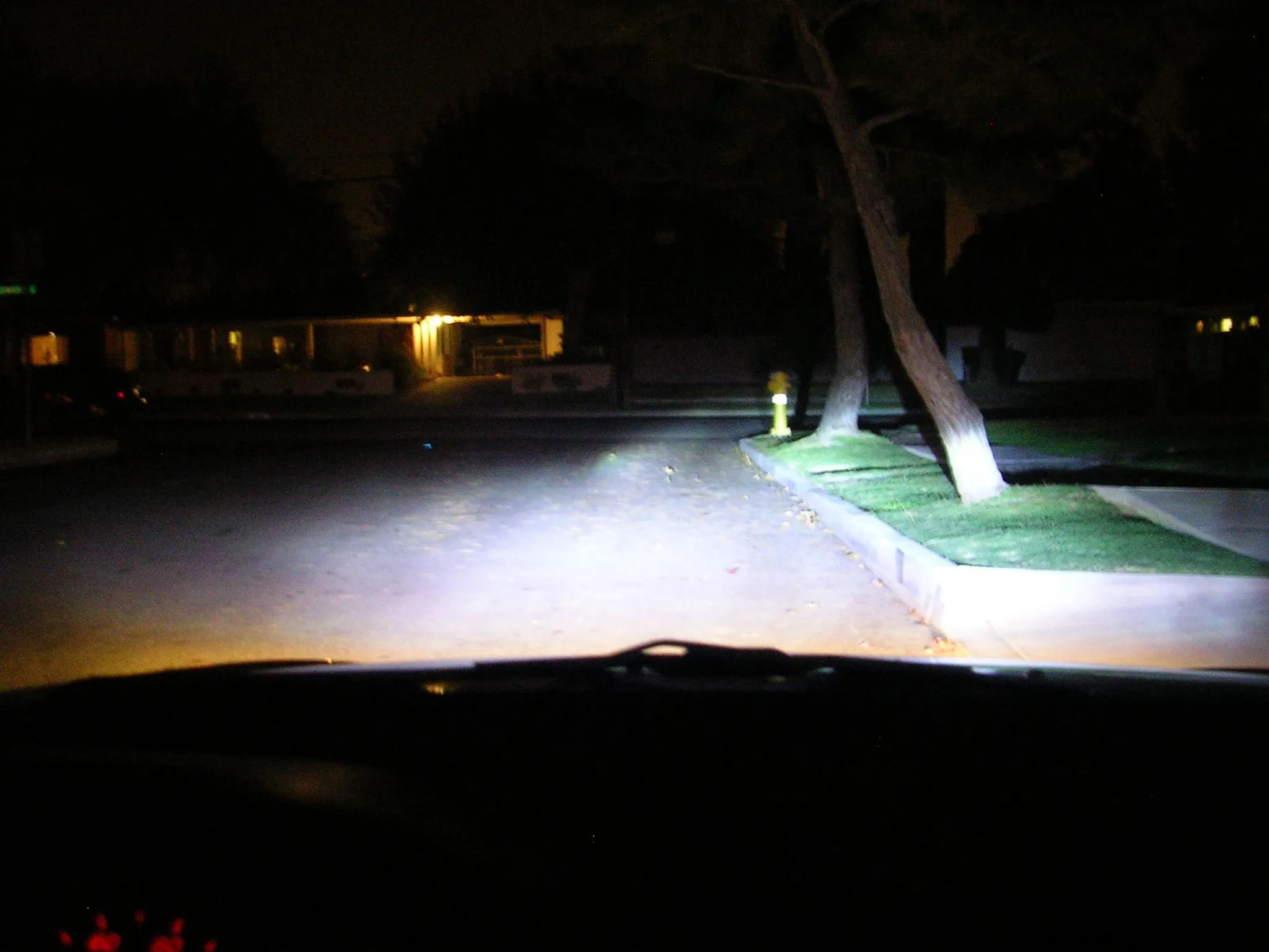 headlights1.jpg