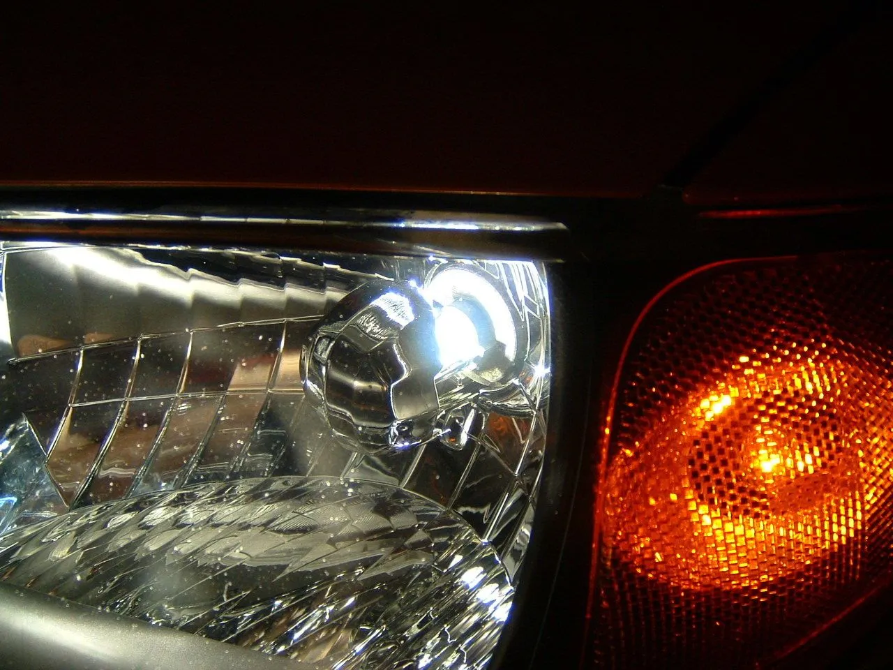 hid1.jpg