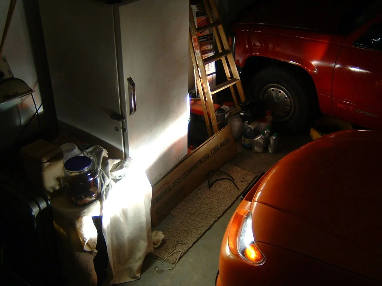 hid2.jpg