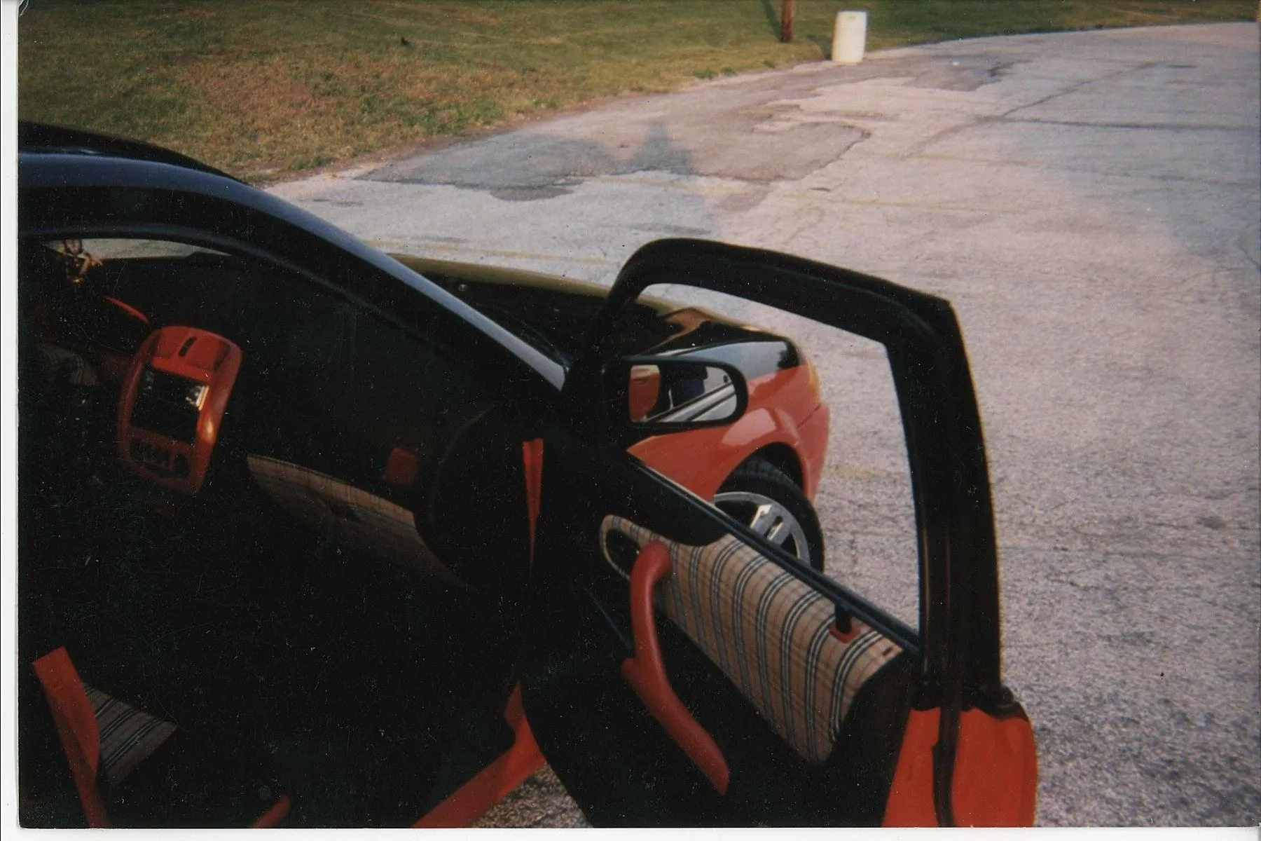 INTERIOR.jpg
