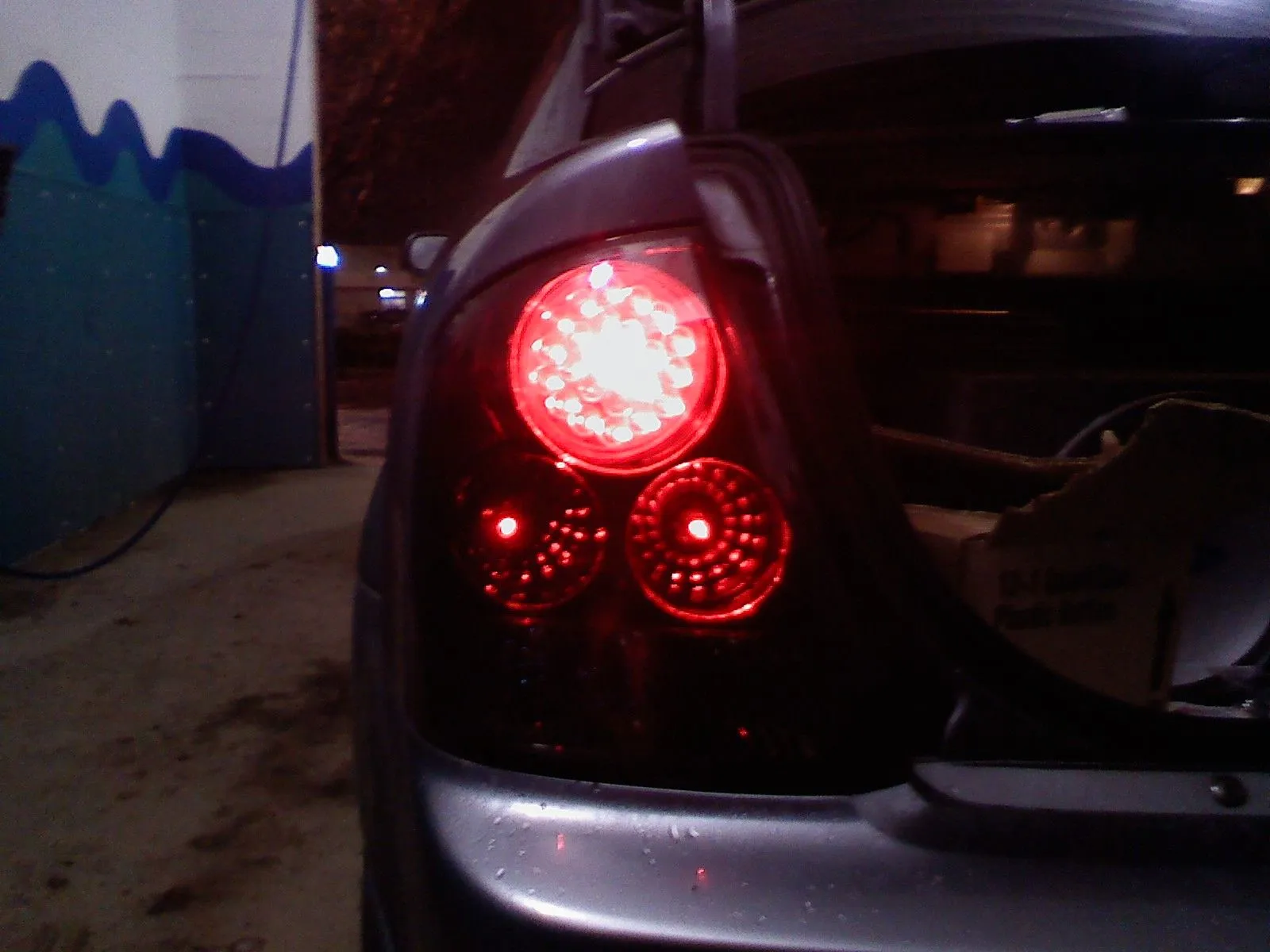 led tail.jpg