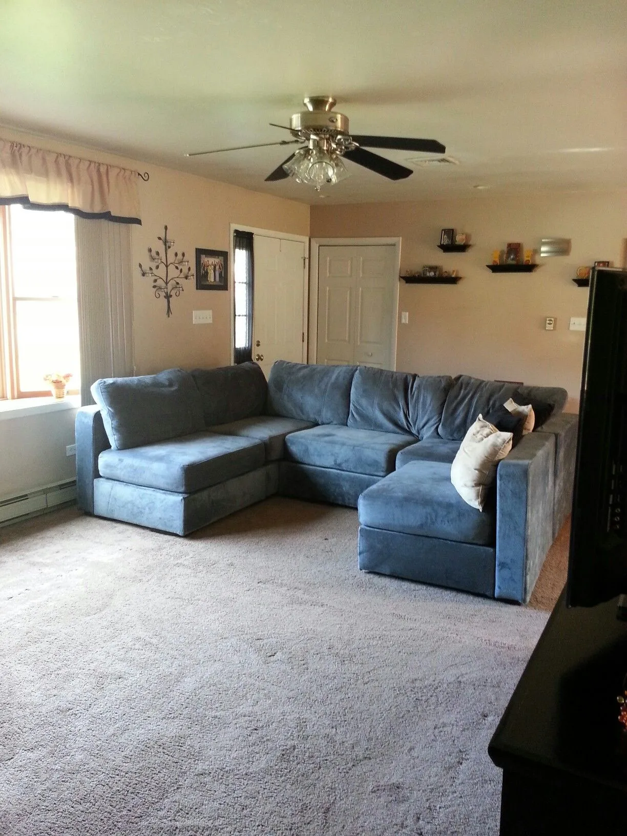 LoveSac - Christmas 2012-1.webp