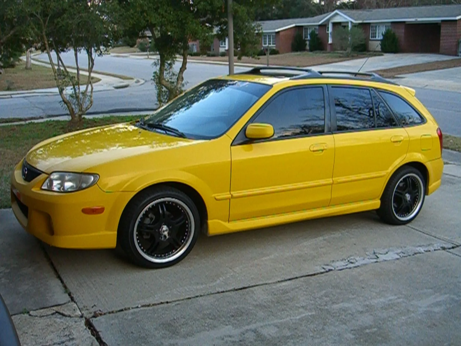 Mazda 001.jpg