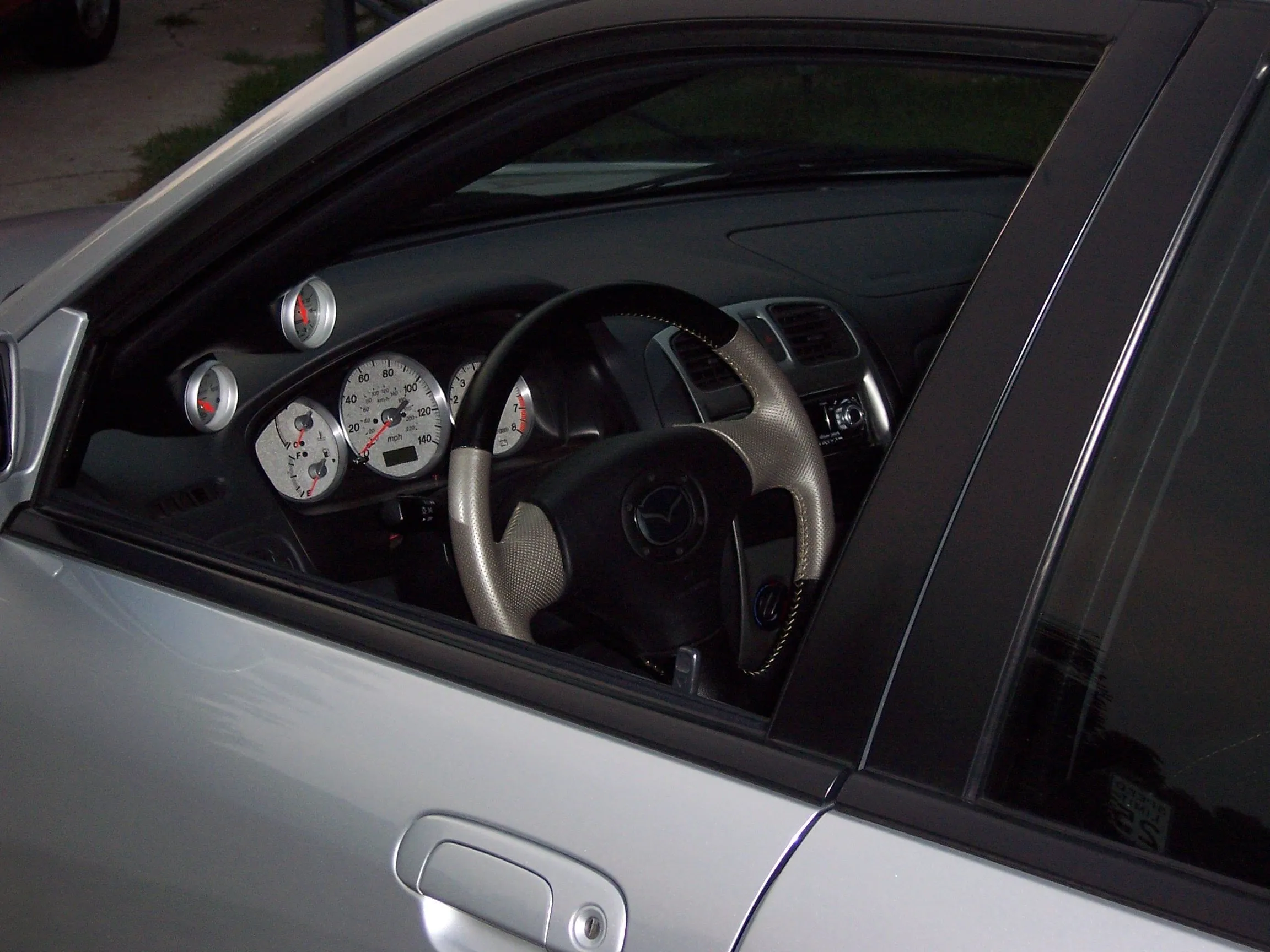 mazda 014.JPG