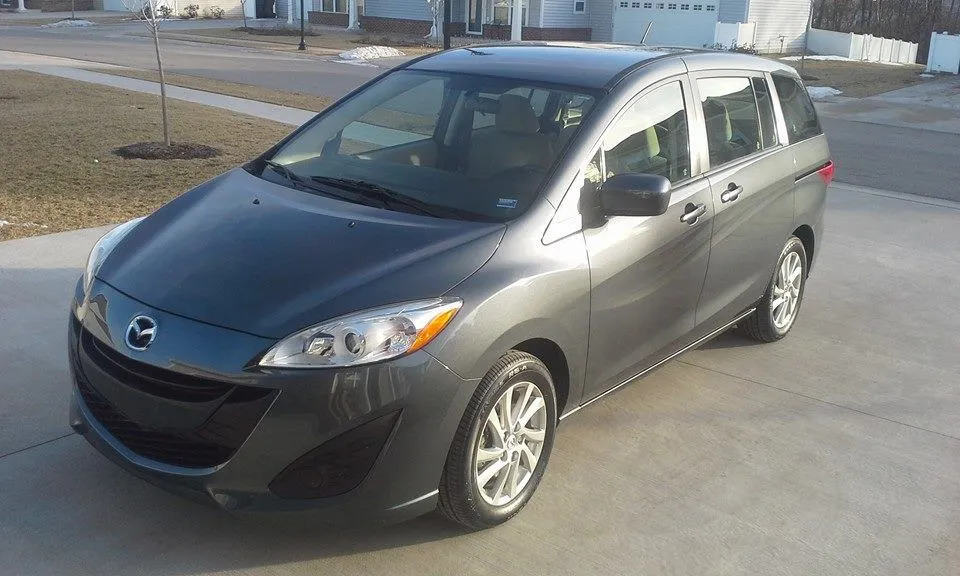 mazda 5-2.jpg