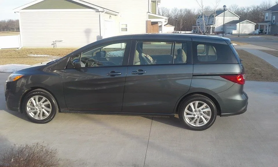 mazda 5-3.jpg
