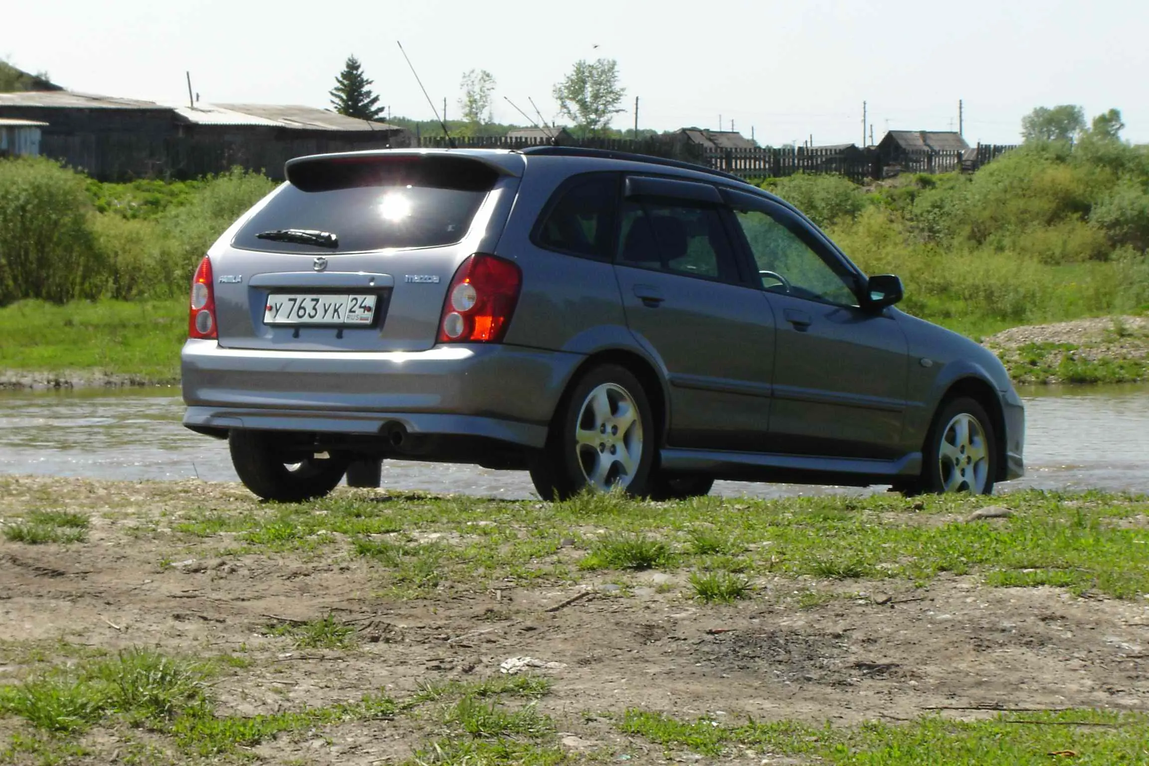 Mazda Familia 6.webp