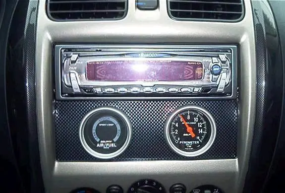 mazda mp3 '02 turbo guage i.jpg