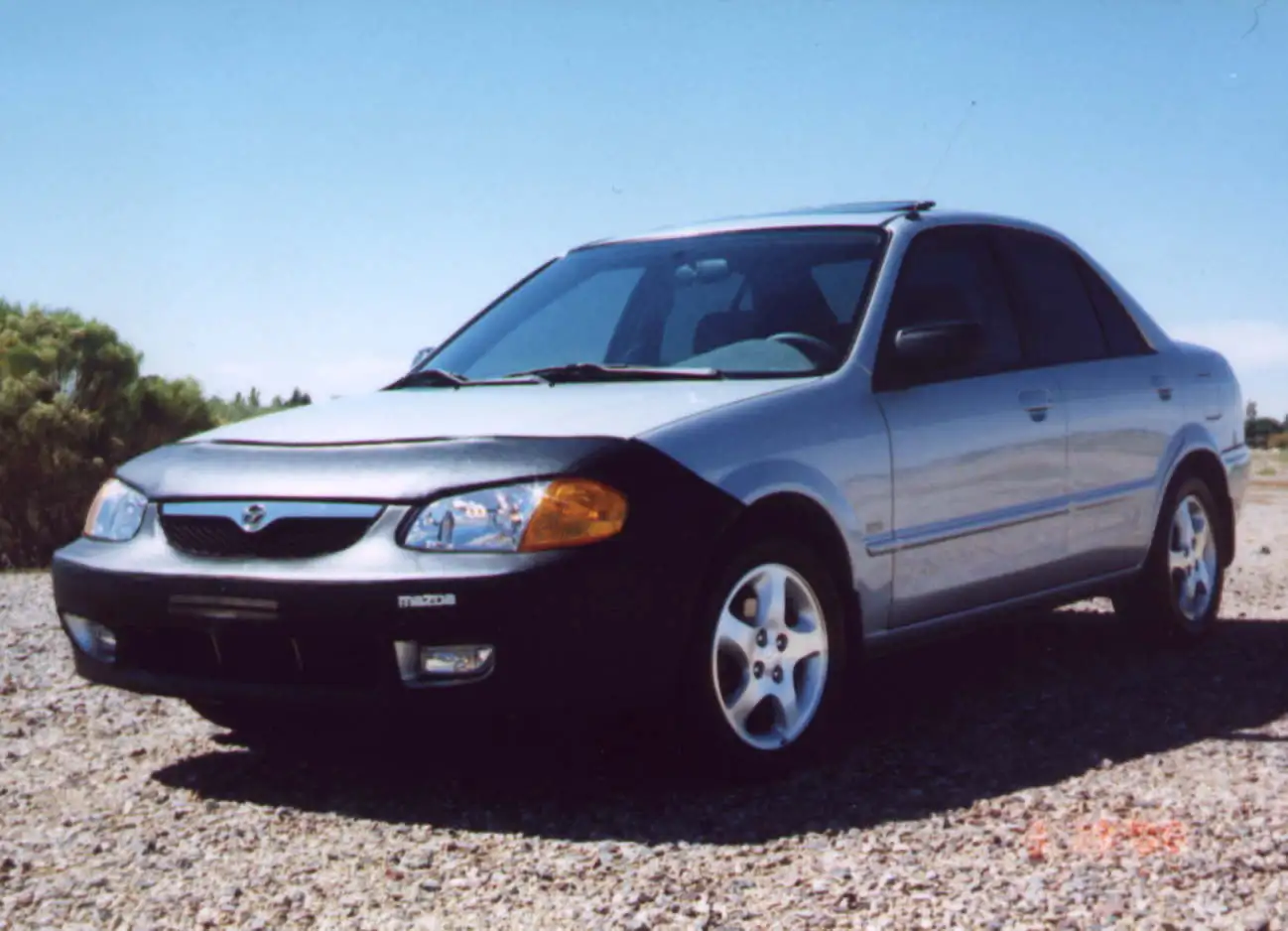 Mazda Protege 15.jpg