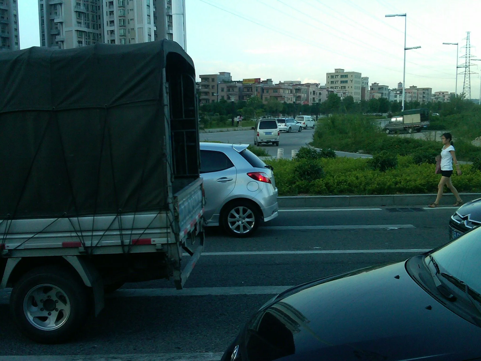 mazda2 2.jpg