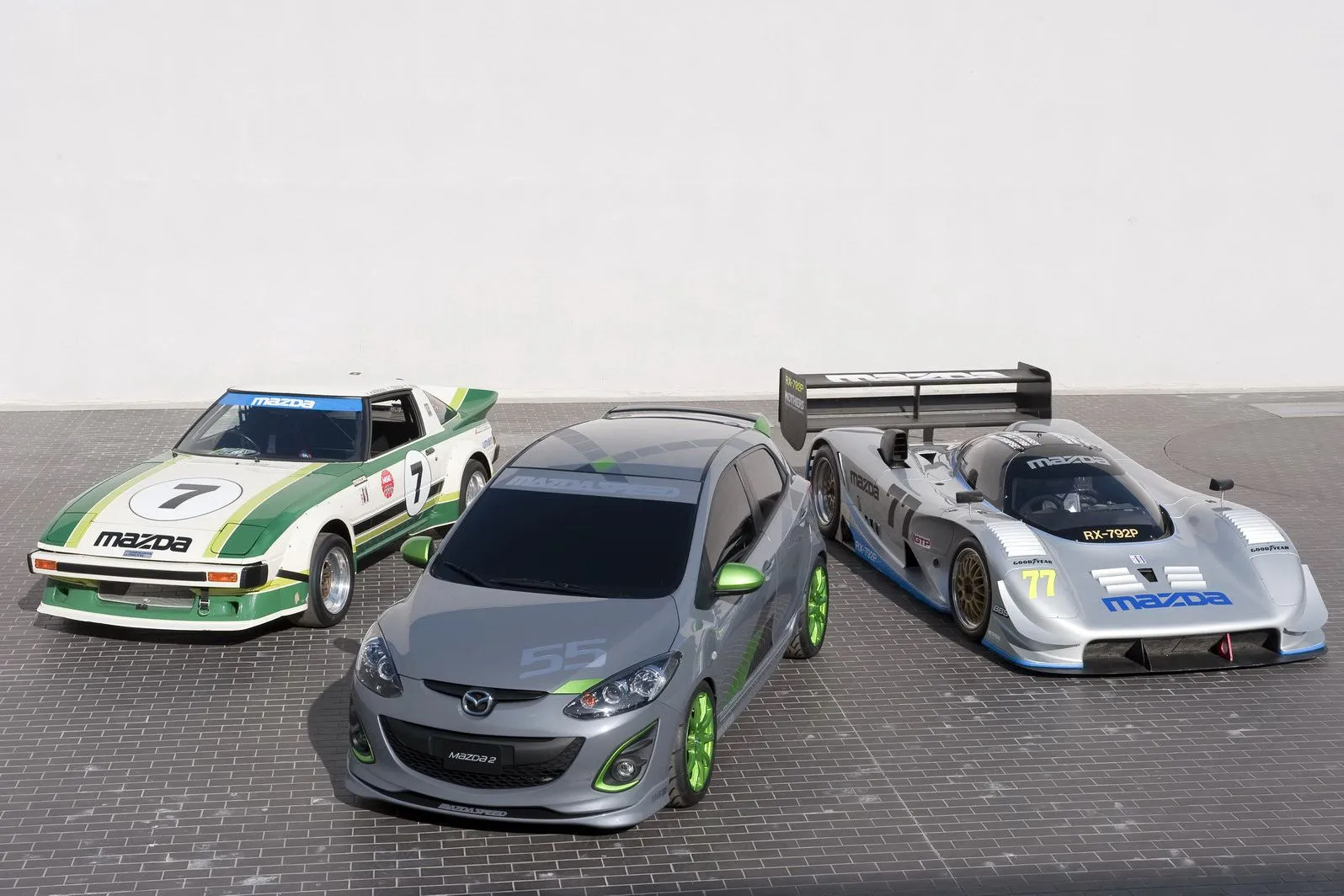 Mazda2-Concepts-7.JPG