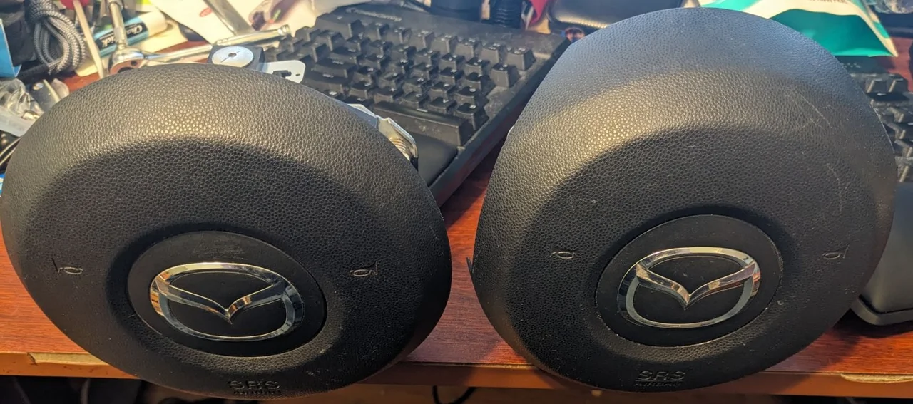 Mazda2 sport vs touring airbags.webp