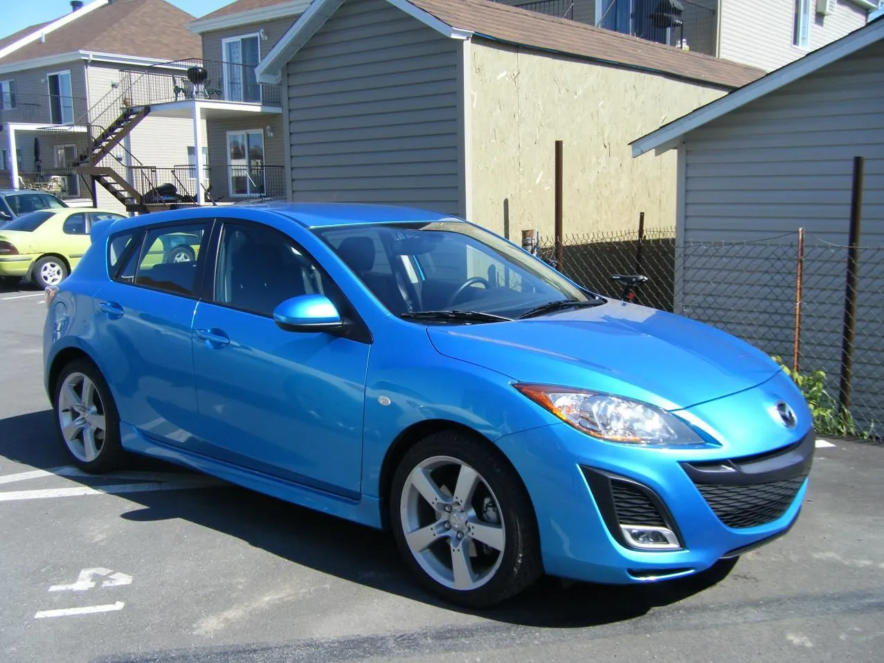 mazda3-1.jpg