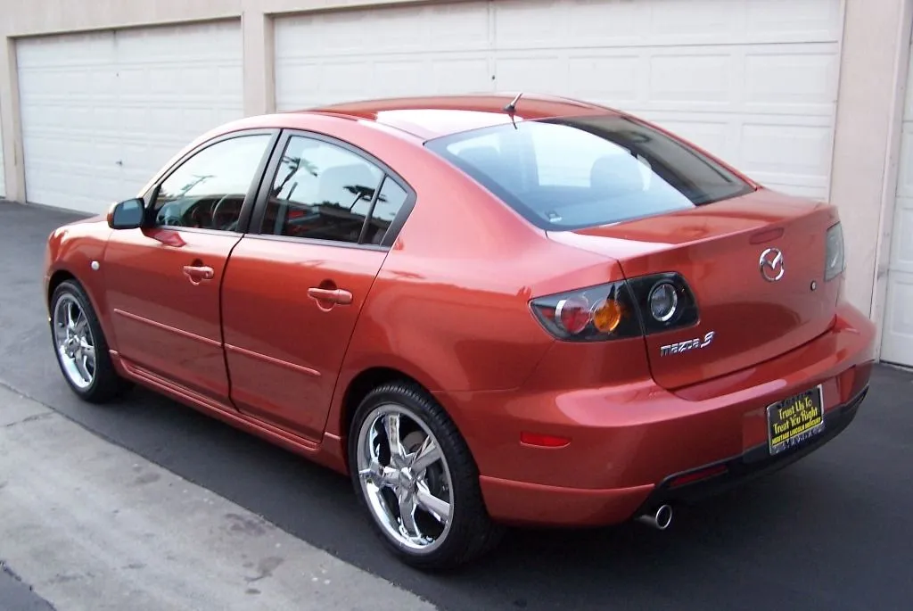 mazda3-2.jpg