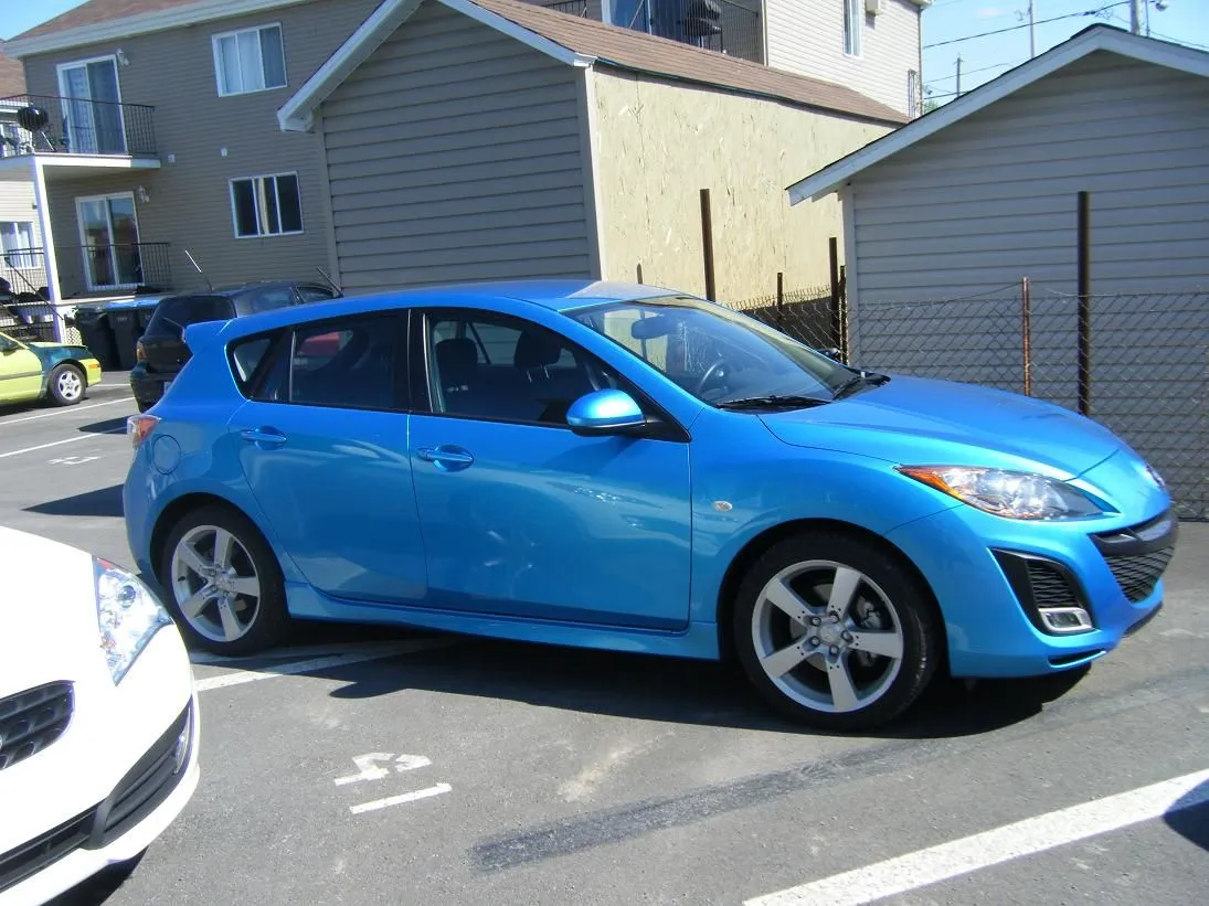 mazda3-2.jpg
