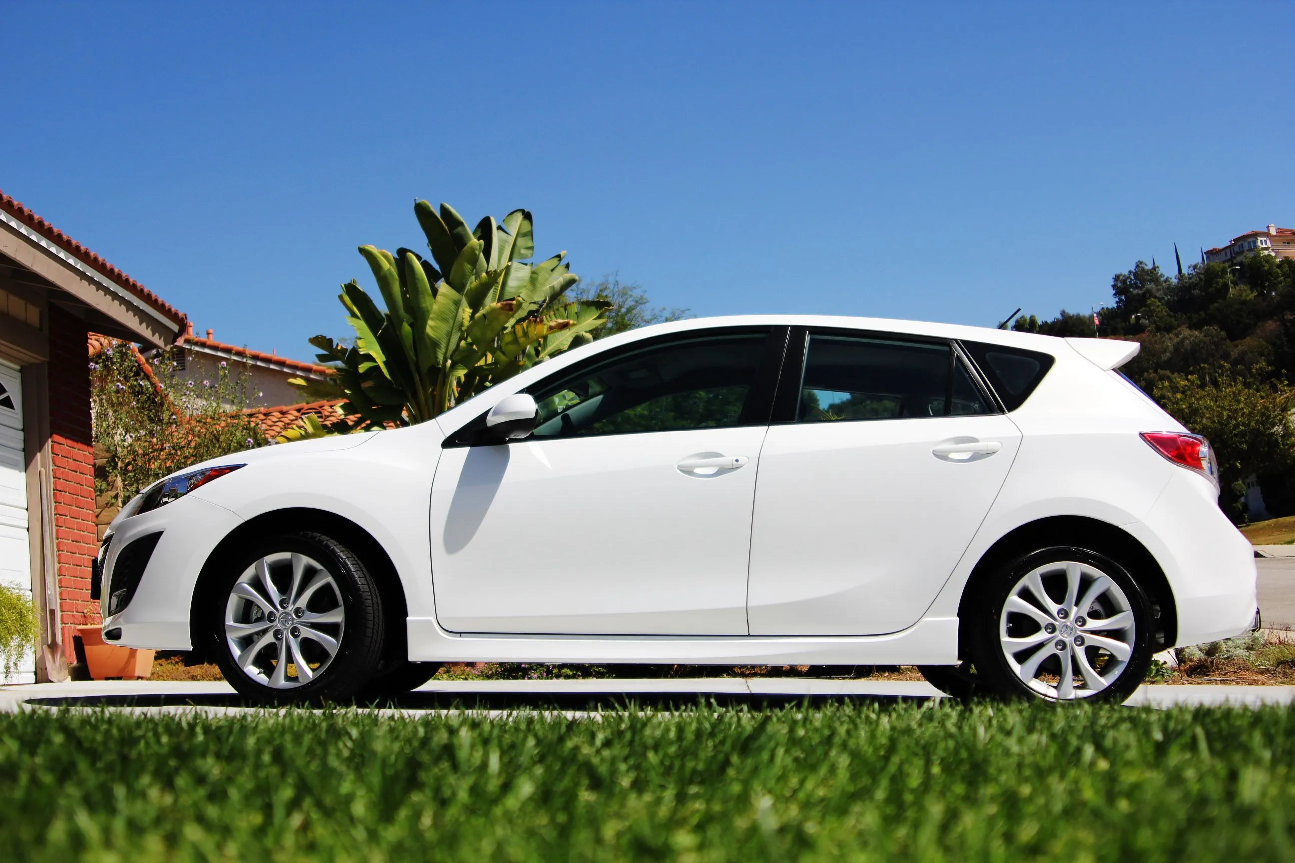 mazda3.jpg