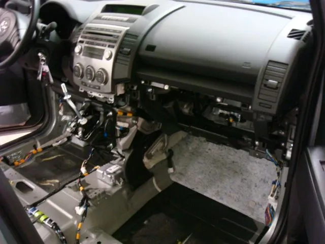mazda5 pic 7.jpg