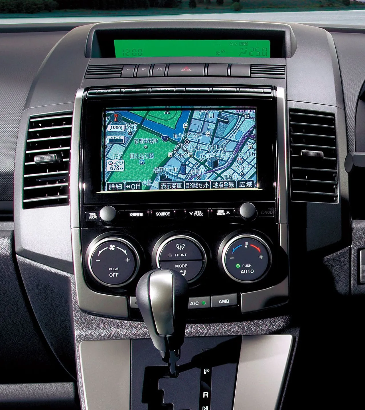 mazda5_premacy_1280_09.jpg