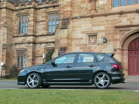 Mazda_3_2.jpg