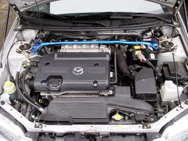 Mazda_BJ_1.6_ZM_engine_cover.jpg