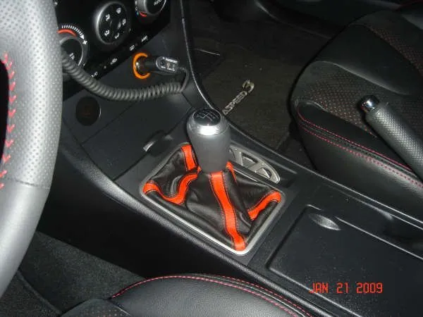 Mazdaspeed 3 Shift Boot 010.jpg