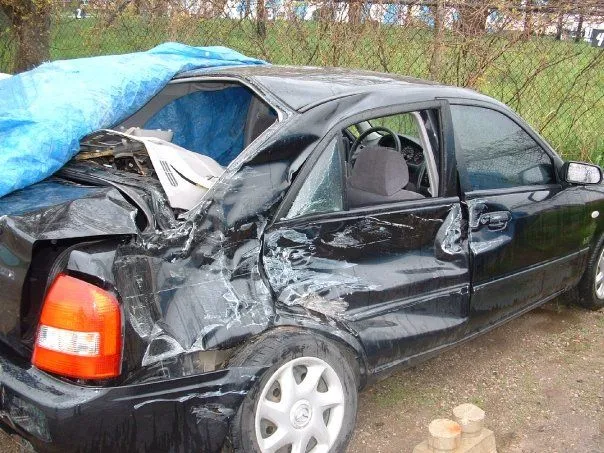 Michelle's old car.webp