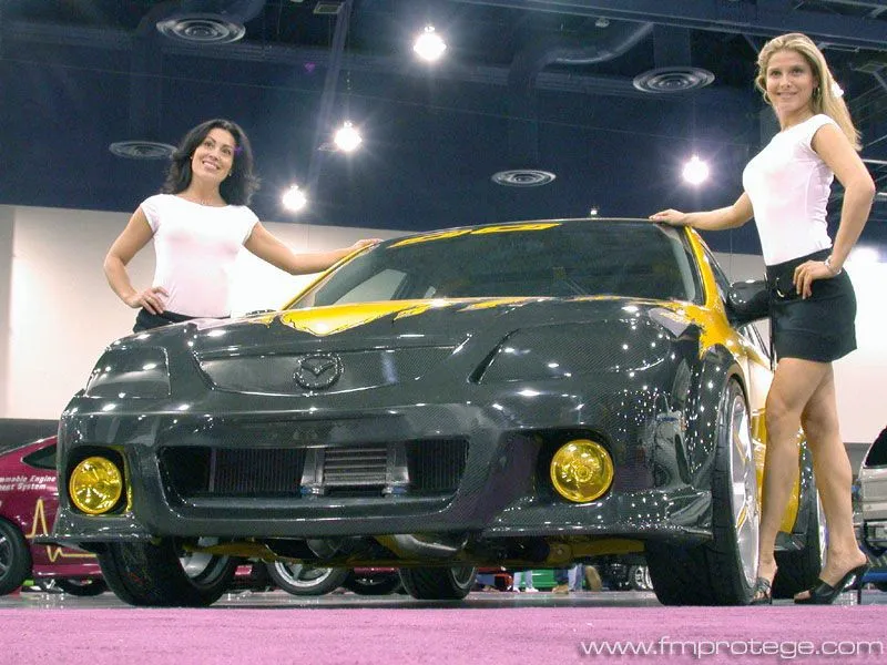 MOMO MP5 (Front 02).jpg