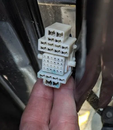 more green on the body harness.webp