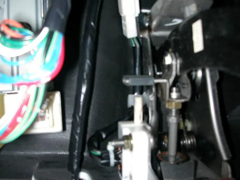 MP5 Power Wire Inside Drivers 2.webp