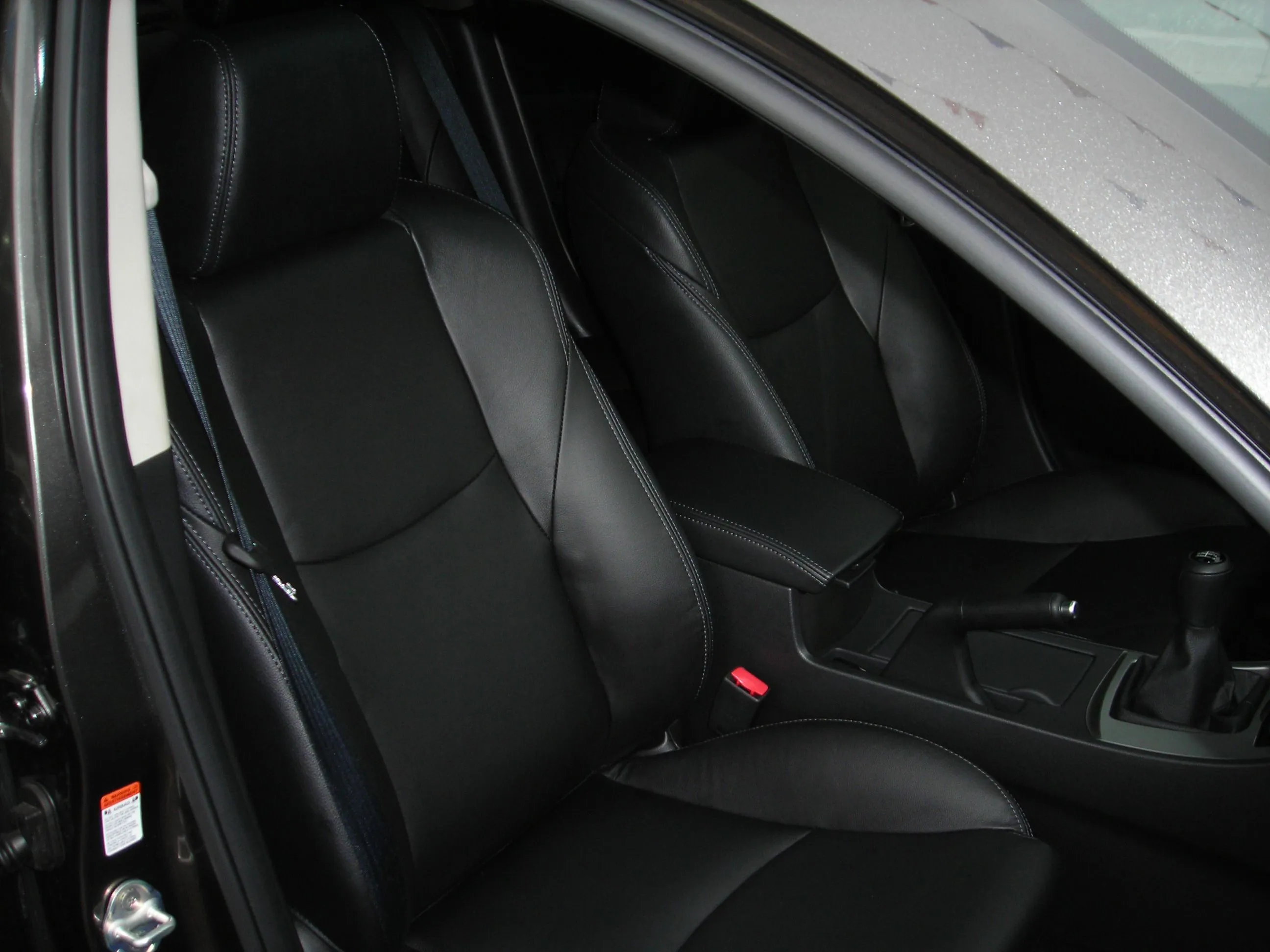my 2010 Mazda 3 pics 017.jpg