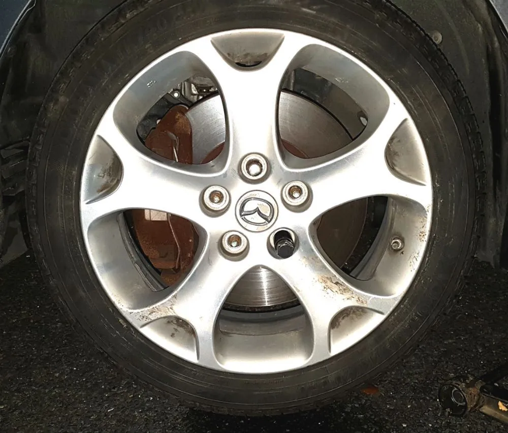 mz5_wheel_ms3_brakes_1.jpg